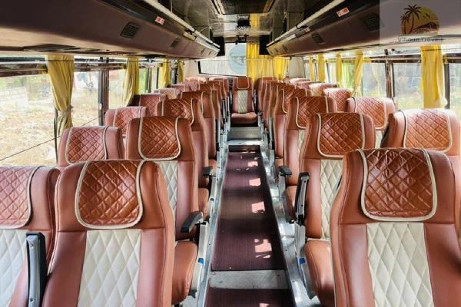 40 SEAT BUS