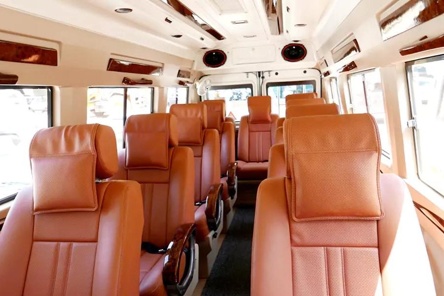 14 Seater Tempo Traveller